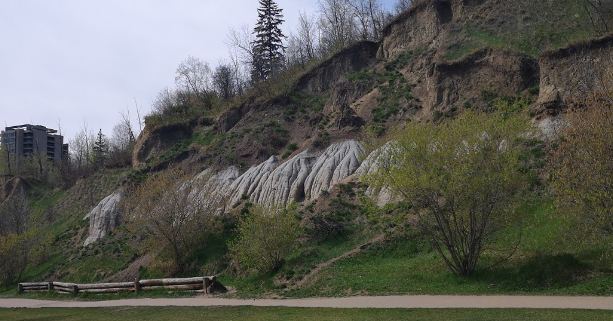 edmonton outdoor trails and hikes