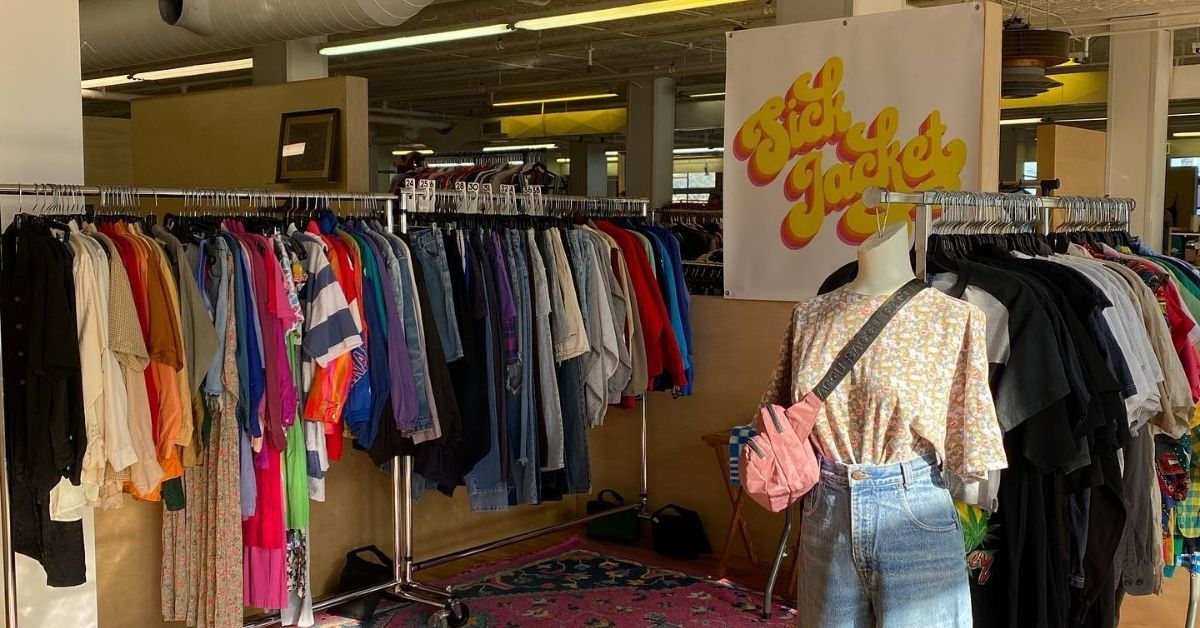 The Vintage Seeker  Puttin' on the glitz: 1980s-fashion shop Las Vintage  opens in Edmonton